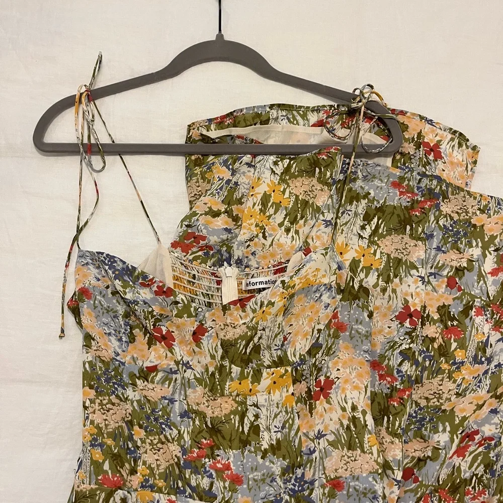 Reformation Kourtney Dress in Countryside - Picture 2 of 6